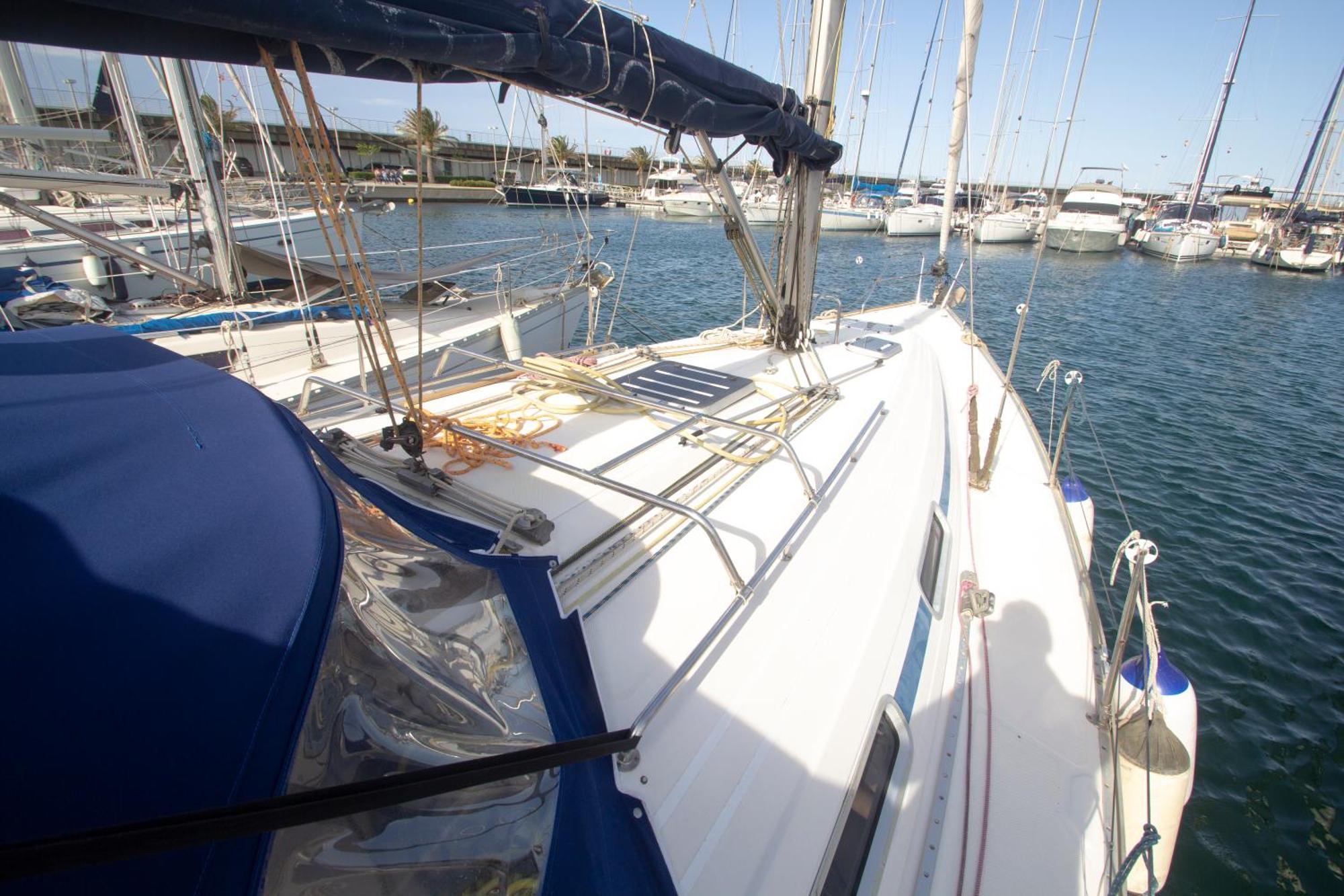 Autentico Velero En Valencia Exterior photo